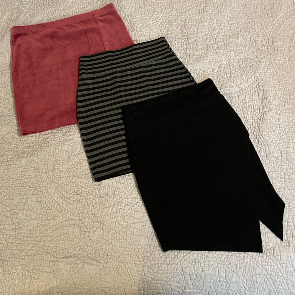3 Short Skirts